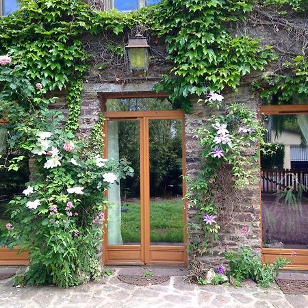 Gite Du Charme En Broceliande Mauron Exterior photo
